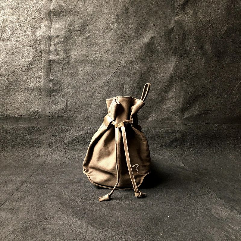 pouch | ichi{% category.comment_1 %}