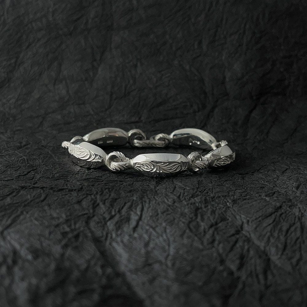 bracelet | ichi{% category.comment_1 %}